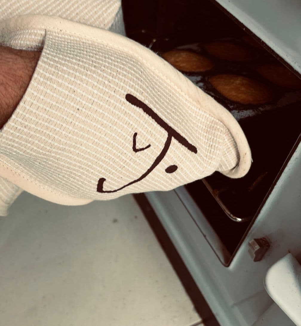 Jolene Oven Glove