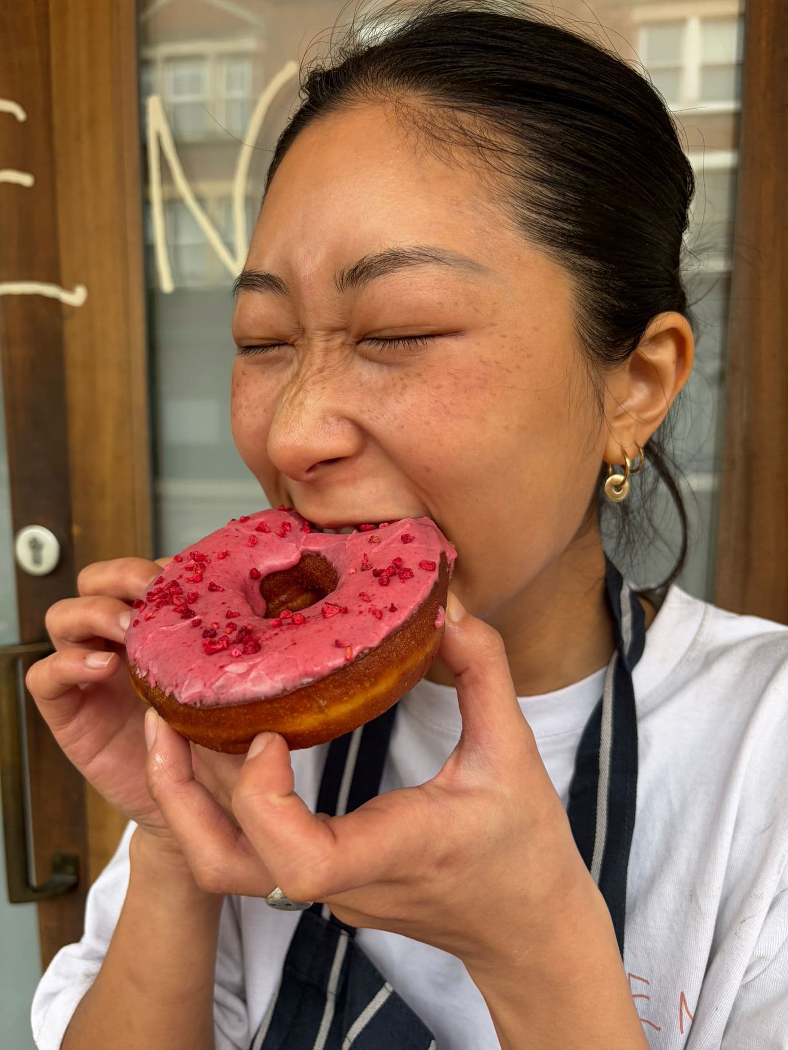 Jolene Bakery London pink doughnut tee shirt