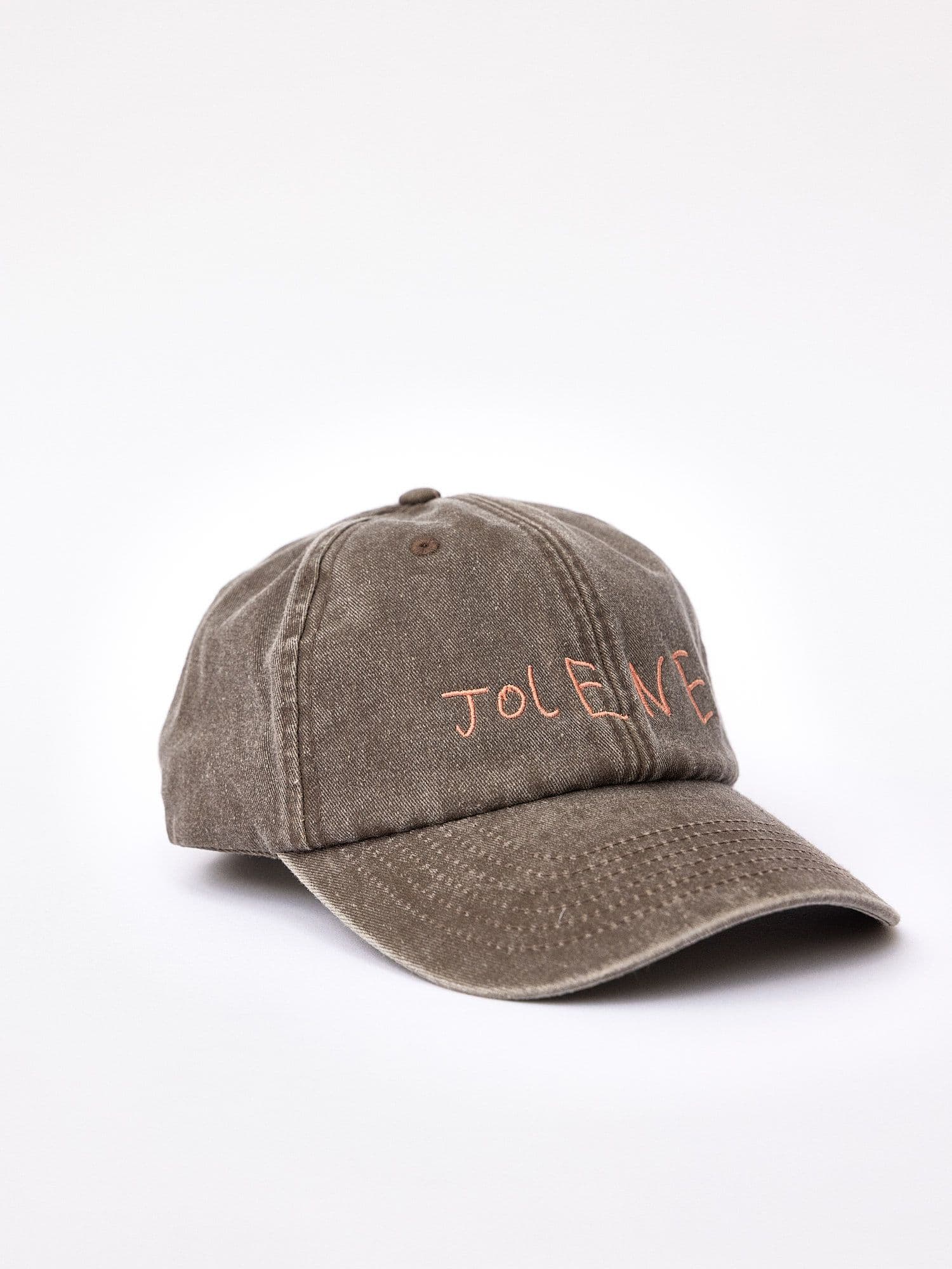 The Jolene house cap in roast with embroidered Jolene logo